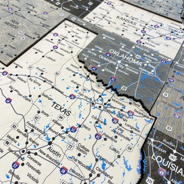 Rustic Wooden United States Travel Map Push Pin Display Board